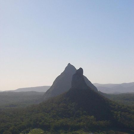 Glass House Mountains Ecolodge Екстериор снимка