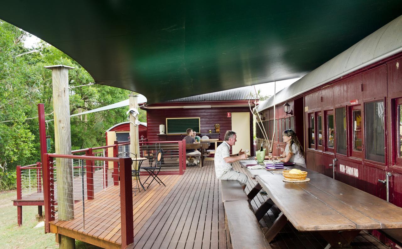 Glass House Mountains Ecolodge Екстериор снимка
